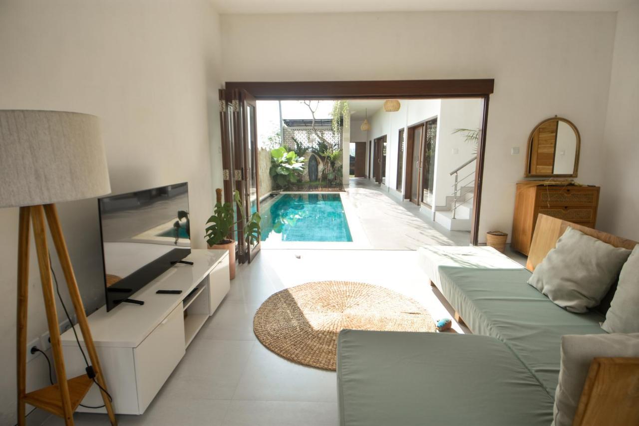 Three Palms Surf & Stay Medewi Airsatang Exteriör bild