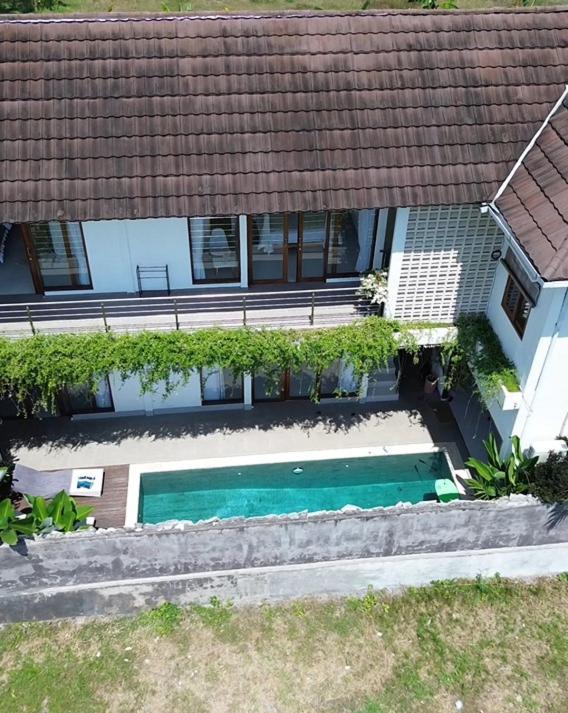 Three Palms Surf & Stay Medewi Airsatang Exteriör bild