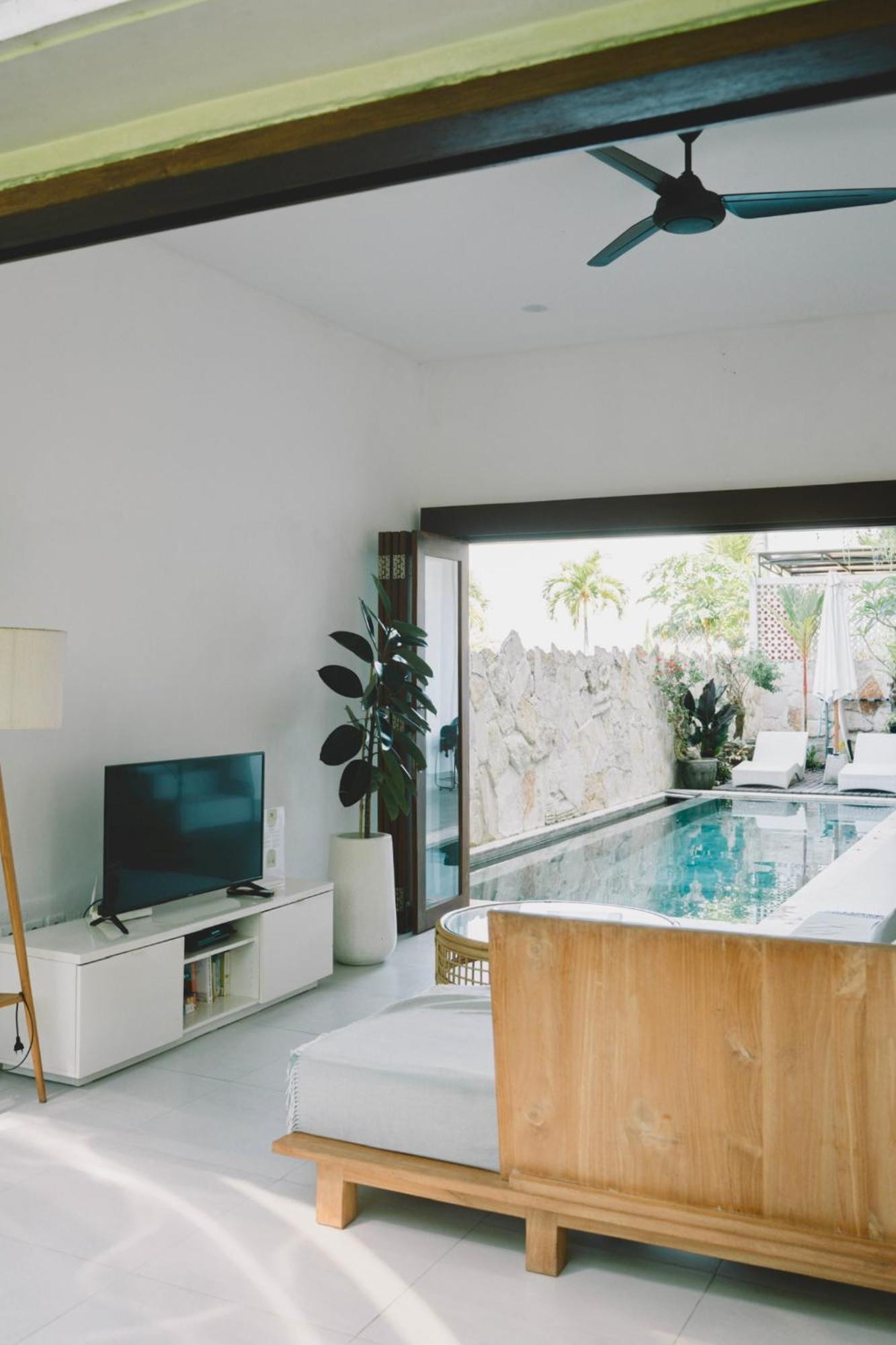 Three Palms Surf & Stay Medewi Airsatang Exteriör bild