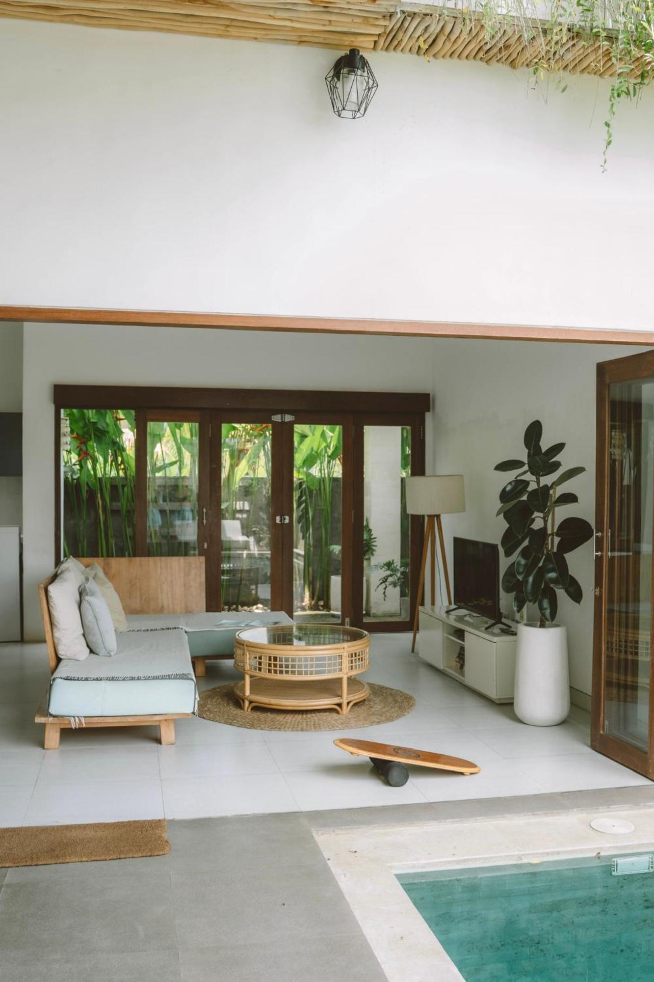 Three Palms Surf & Stay Medewi Airsatang Exteriör bild